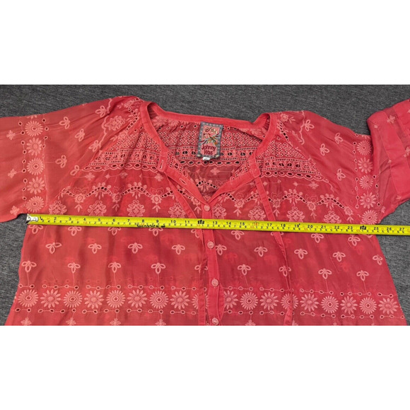 Johnny Was Tay Eylet Floral Embroidered Button Up Top Passionfruit Size Medium - Picture 5 of 8
